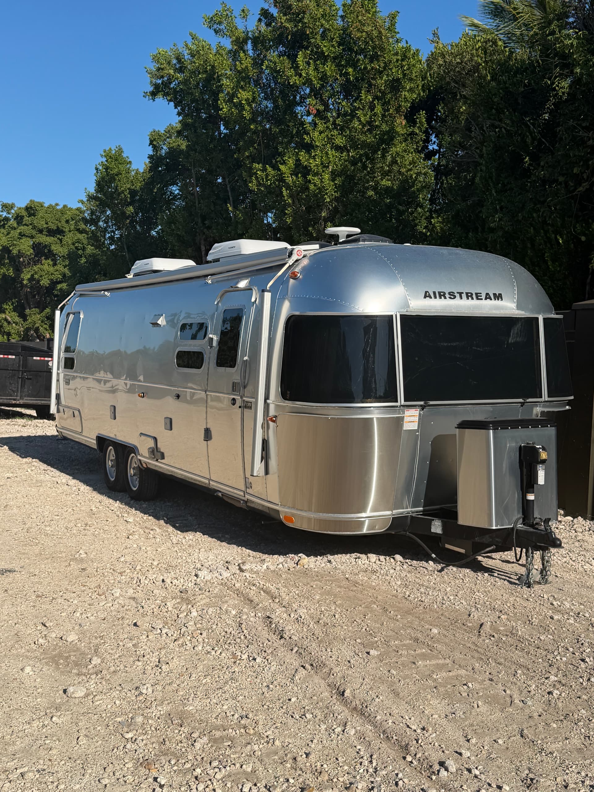 2021 30’ globetrotter airstream RB