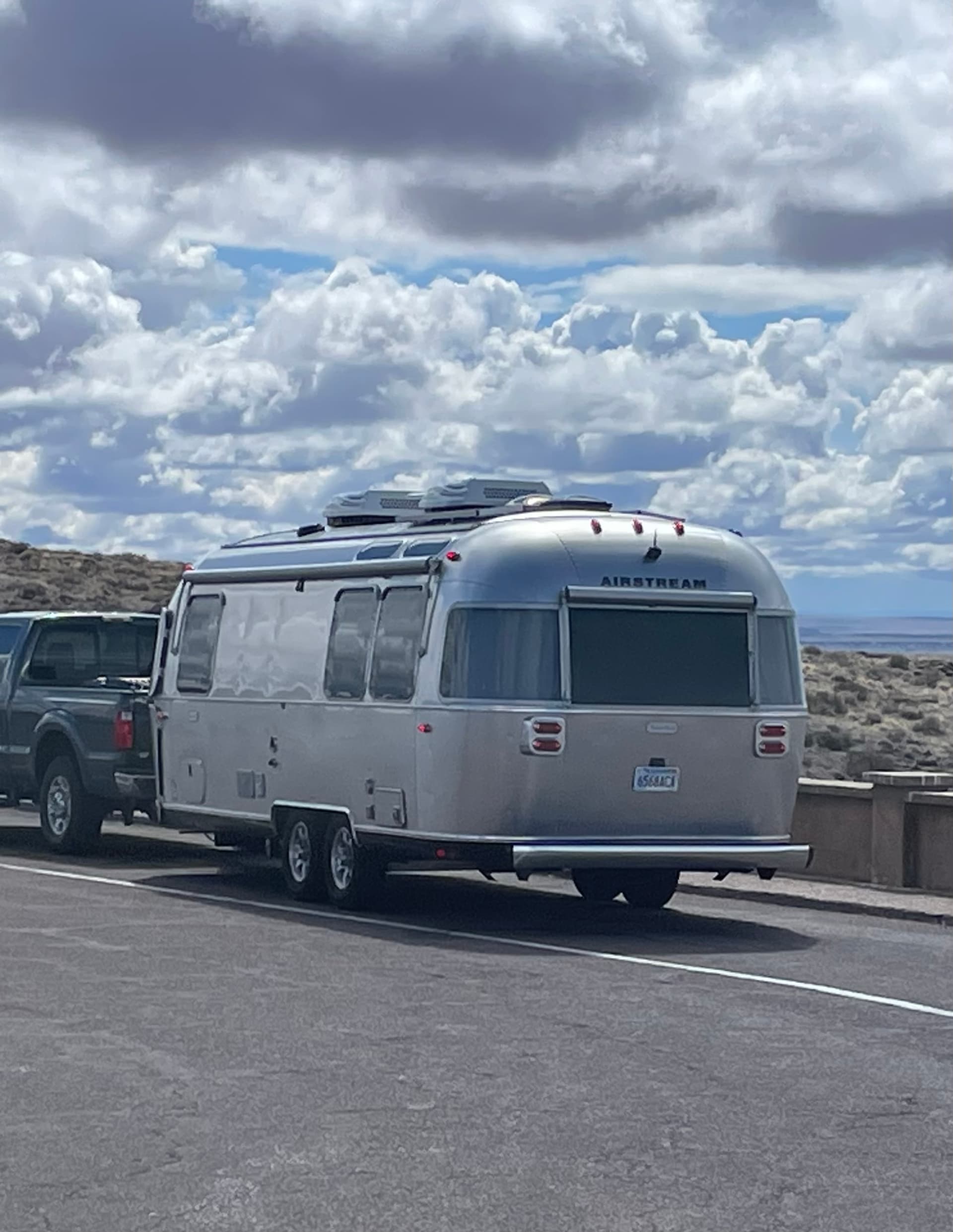 2022 Flying Cloud 25’FBTWIN