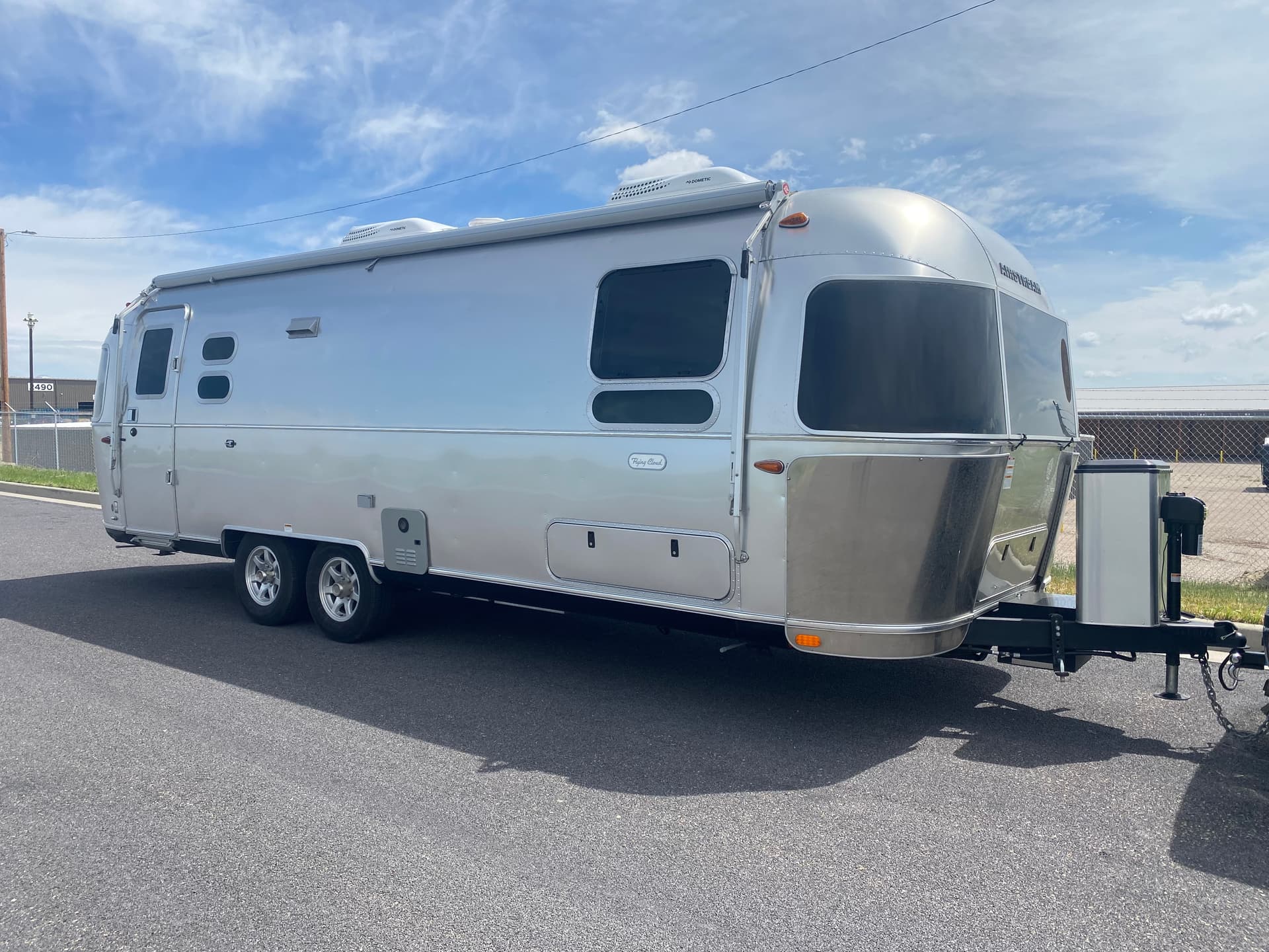 2023 Flying Cloud 27FB twin hatch bunk