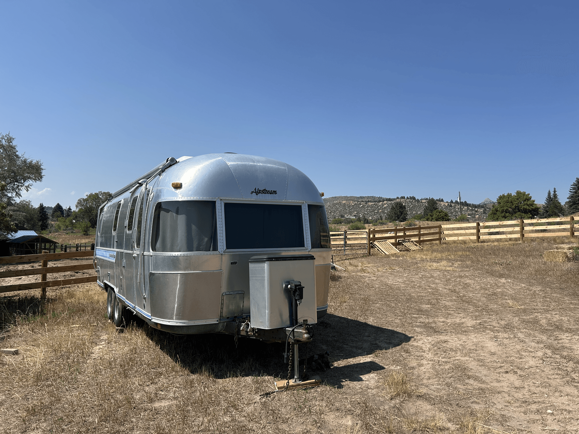 Updated 1985 Sovereign Airstream