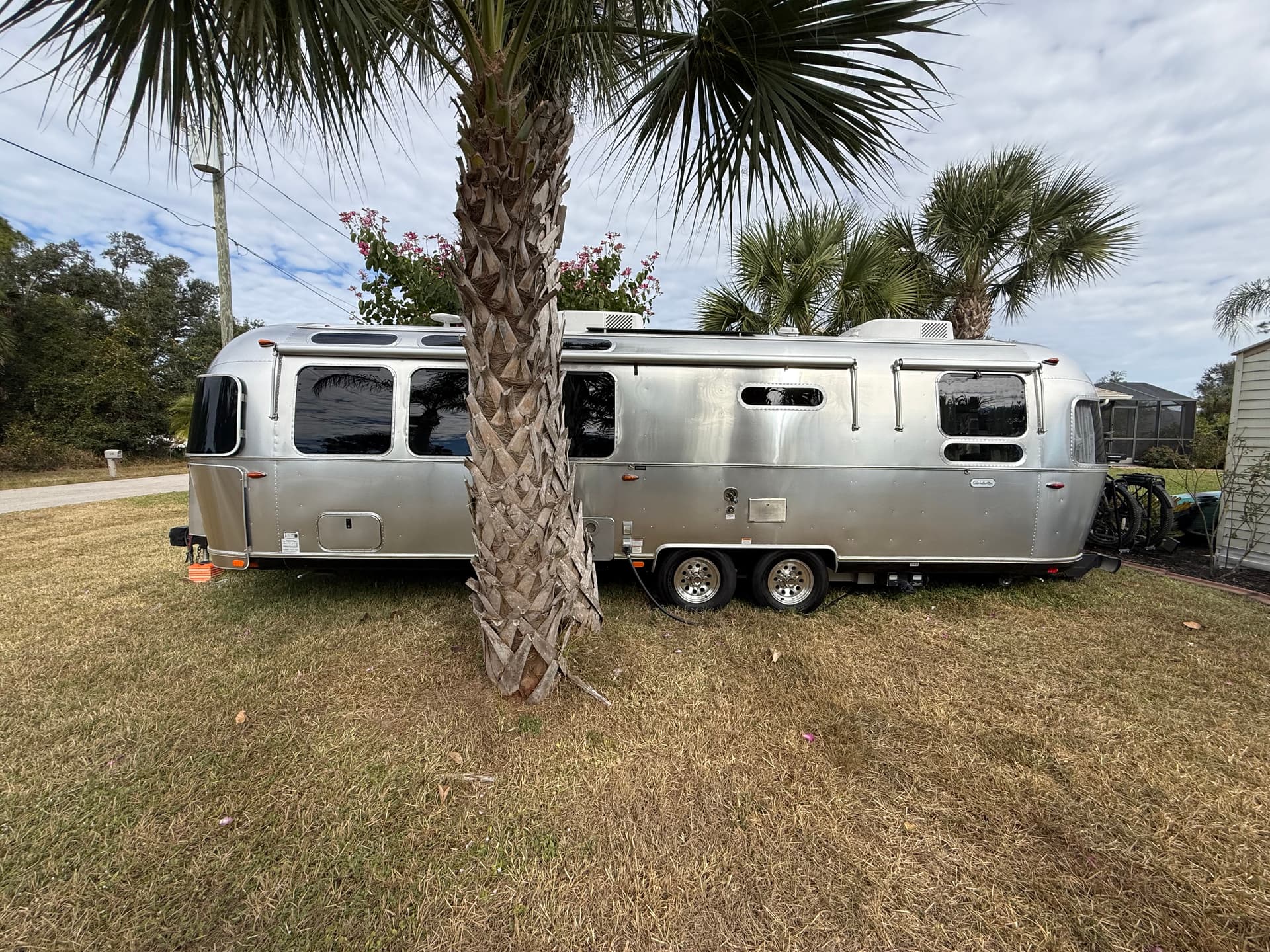 2025 Globetrotter 30RBQ