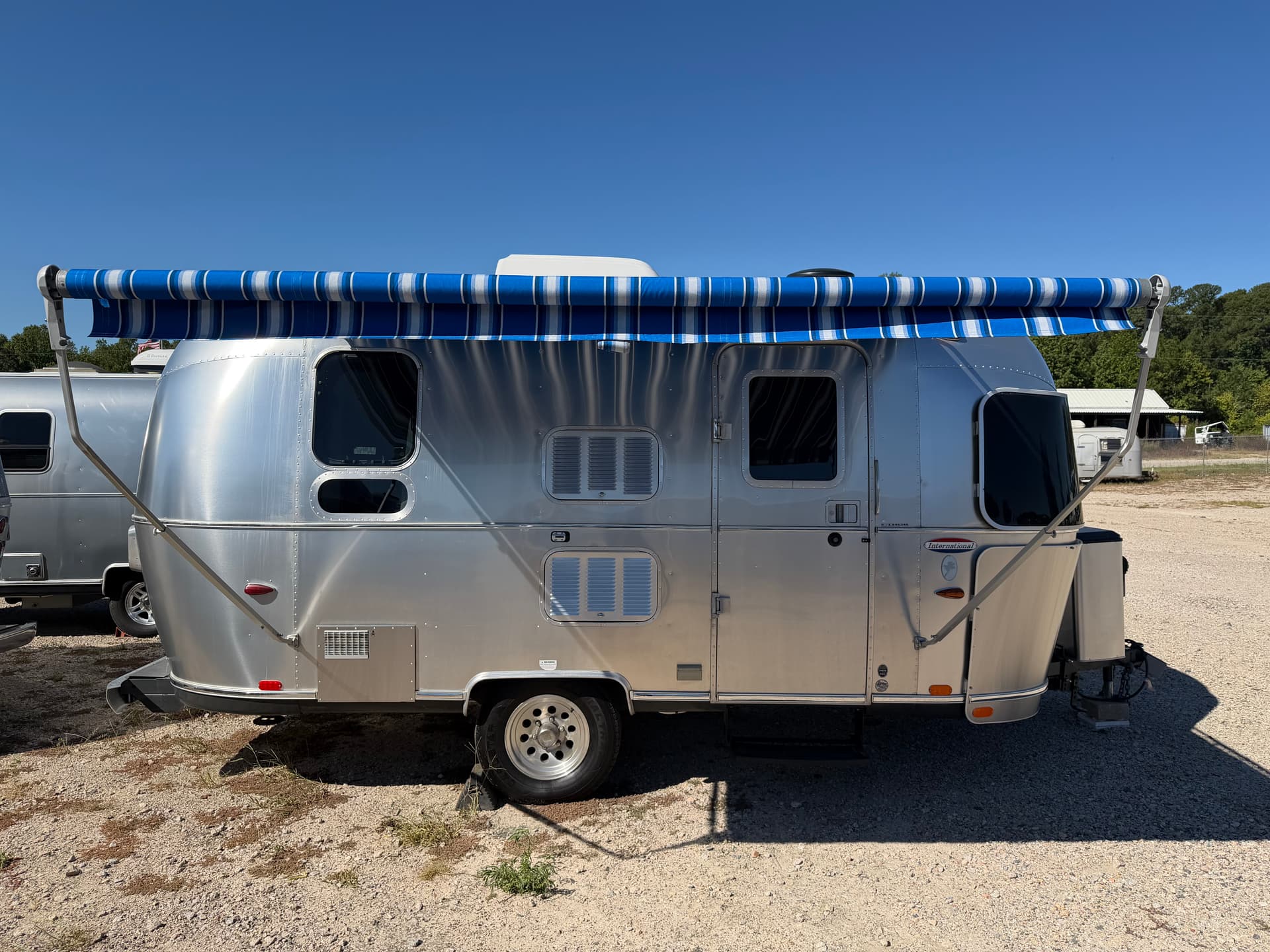 2010 Airstream International Ocean Breeze 19CB