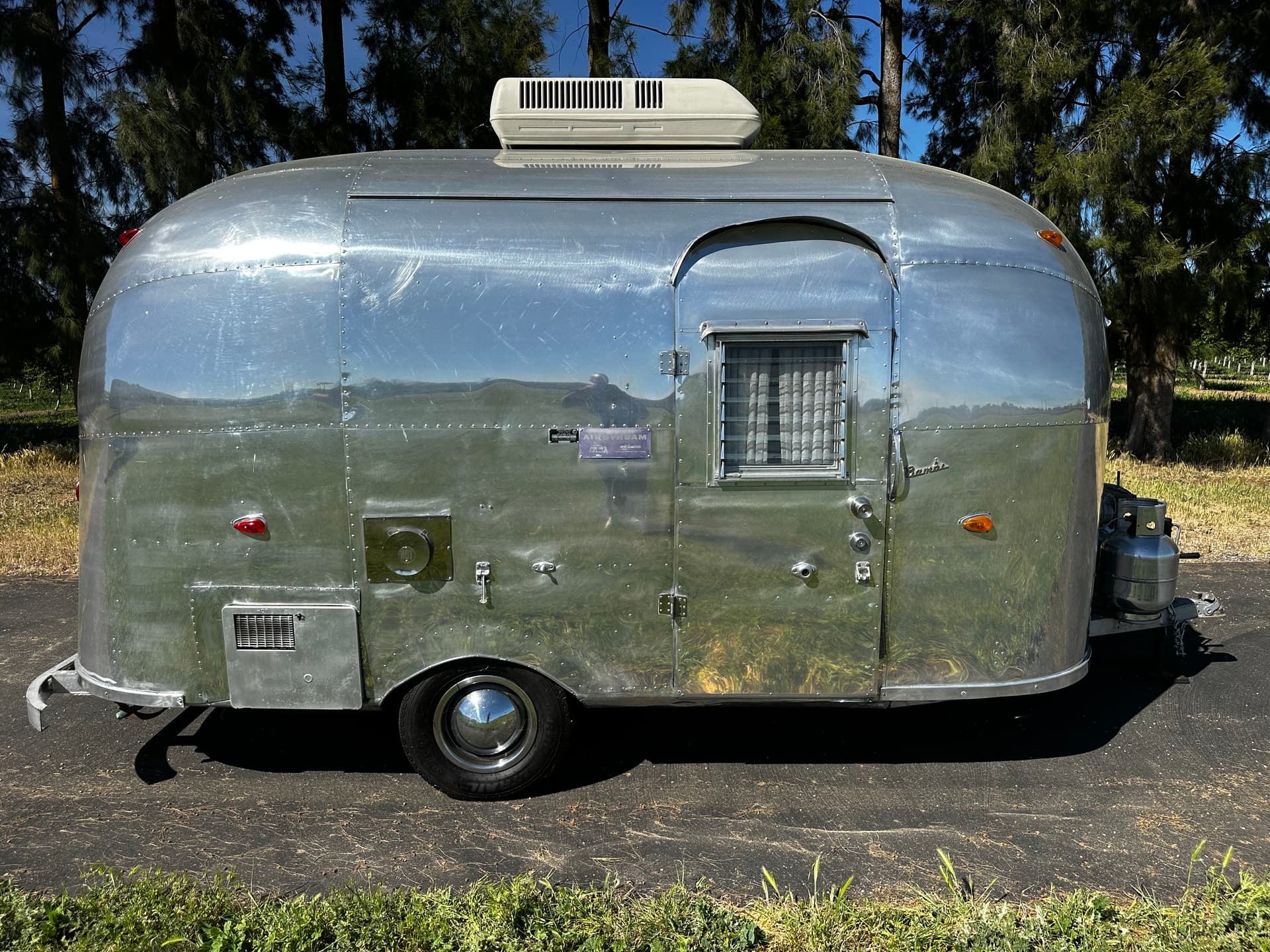 1962 Vintage Airstream Bambi 16