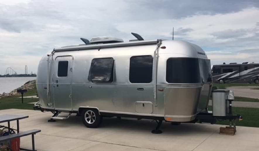 Airstream Caravel 22FB
