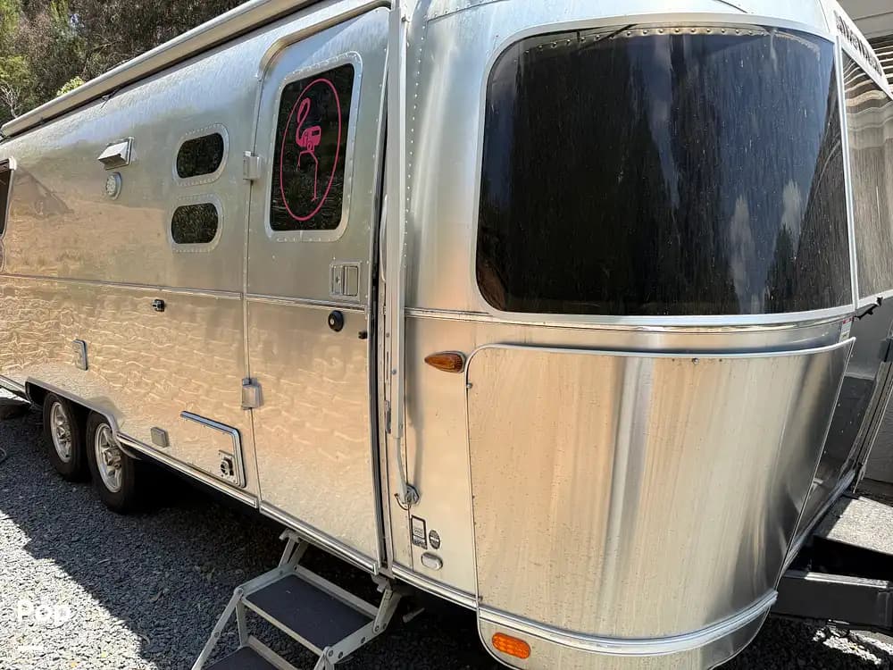 2017 Airstream Flying Cloud for Sale