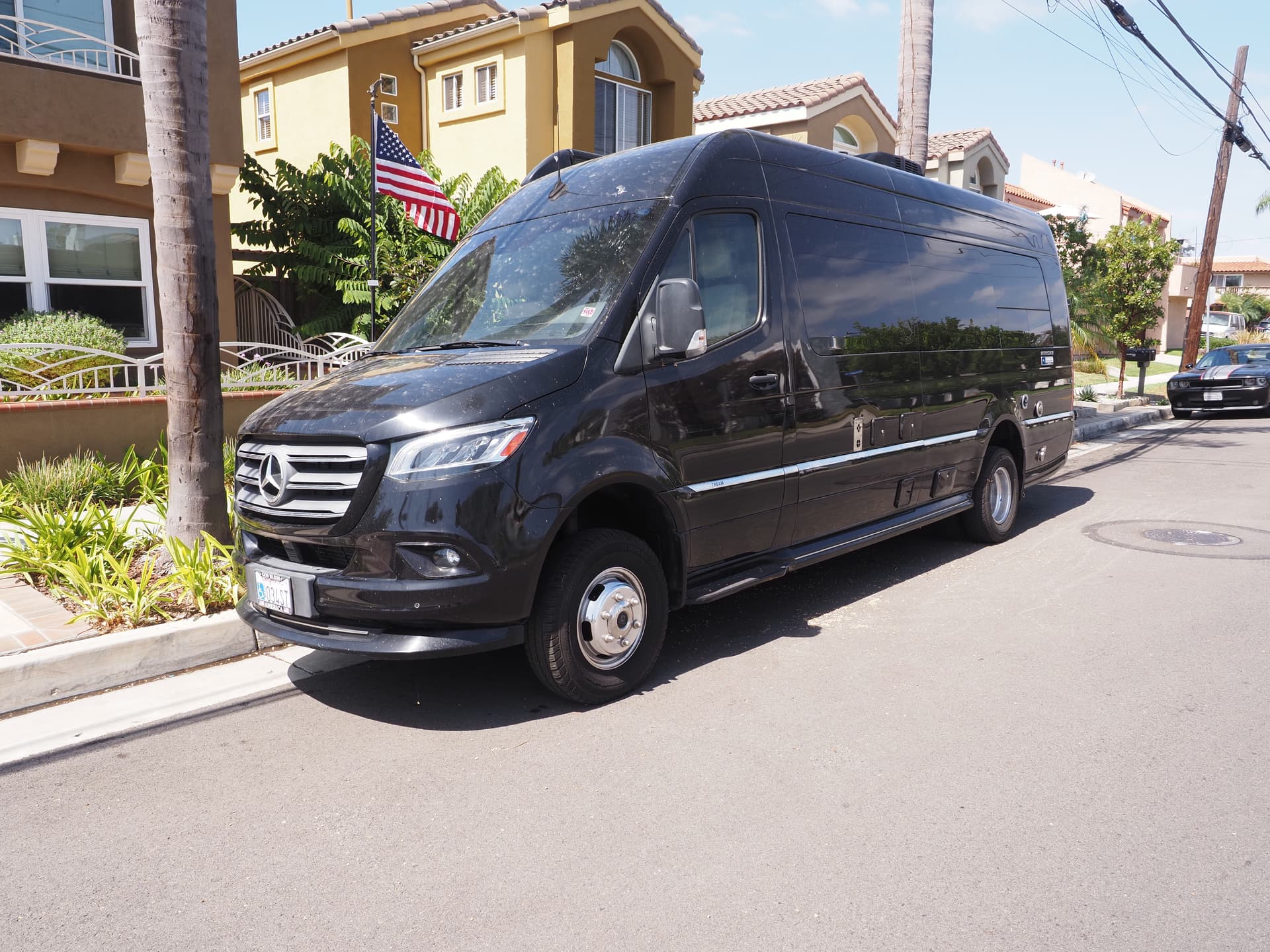 2023 Airstream Interstate 24GT Tommy Bahama Relax Edition