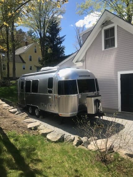 2023 , 23' front twin Flying cloud