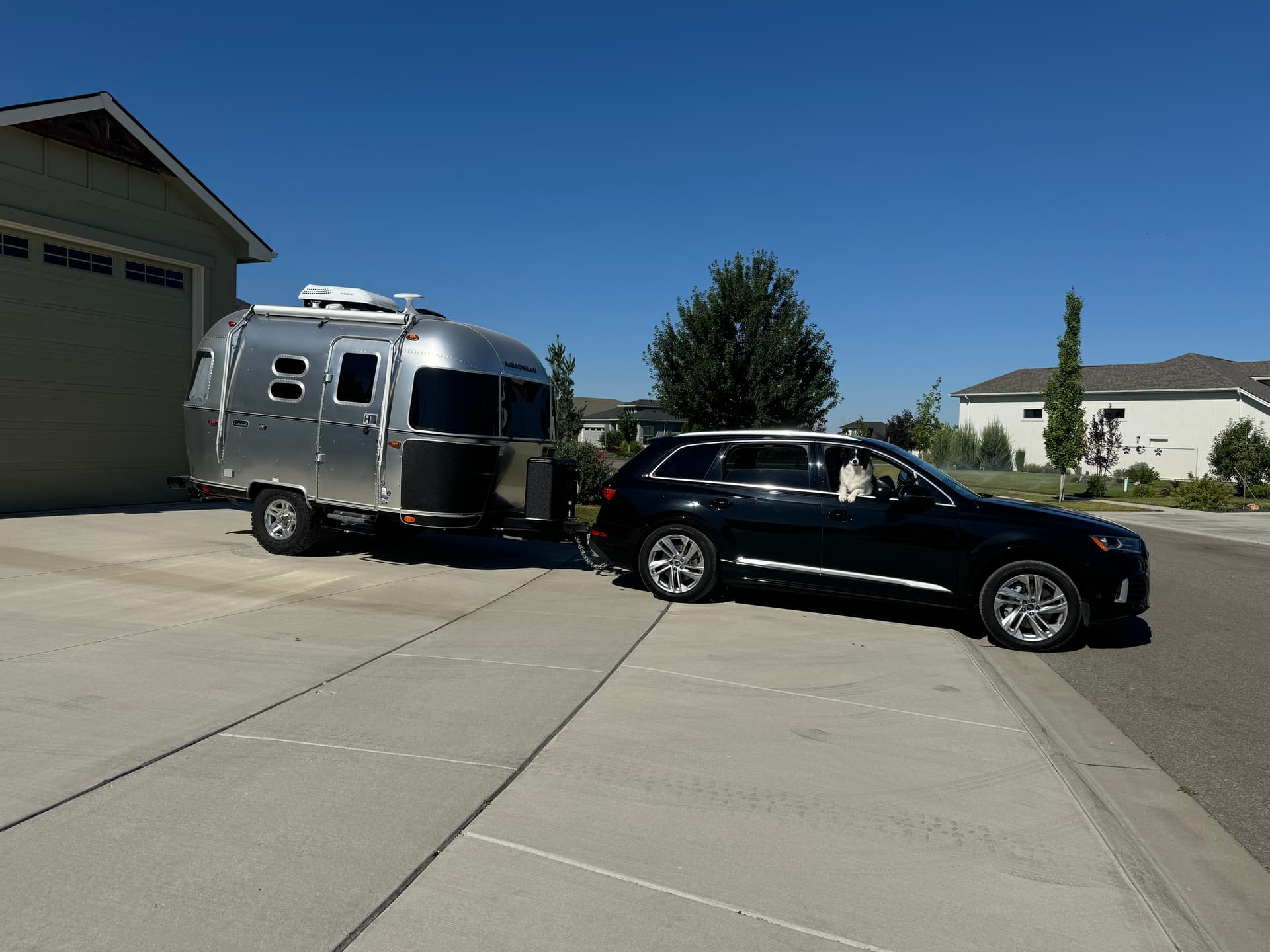 16ft Caravel, Lifted, Panoramic Windows Front and Back!!