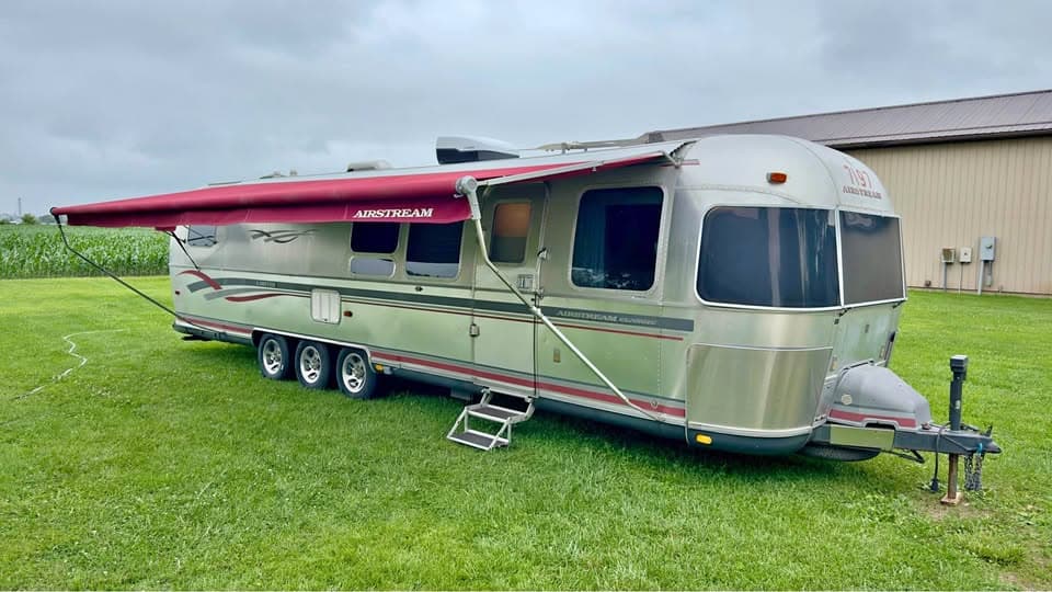 1999 Airstream 34 Ft Classic Limited