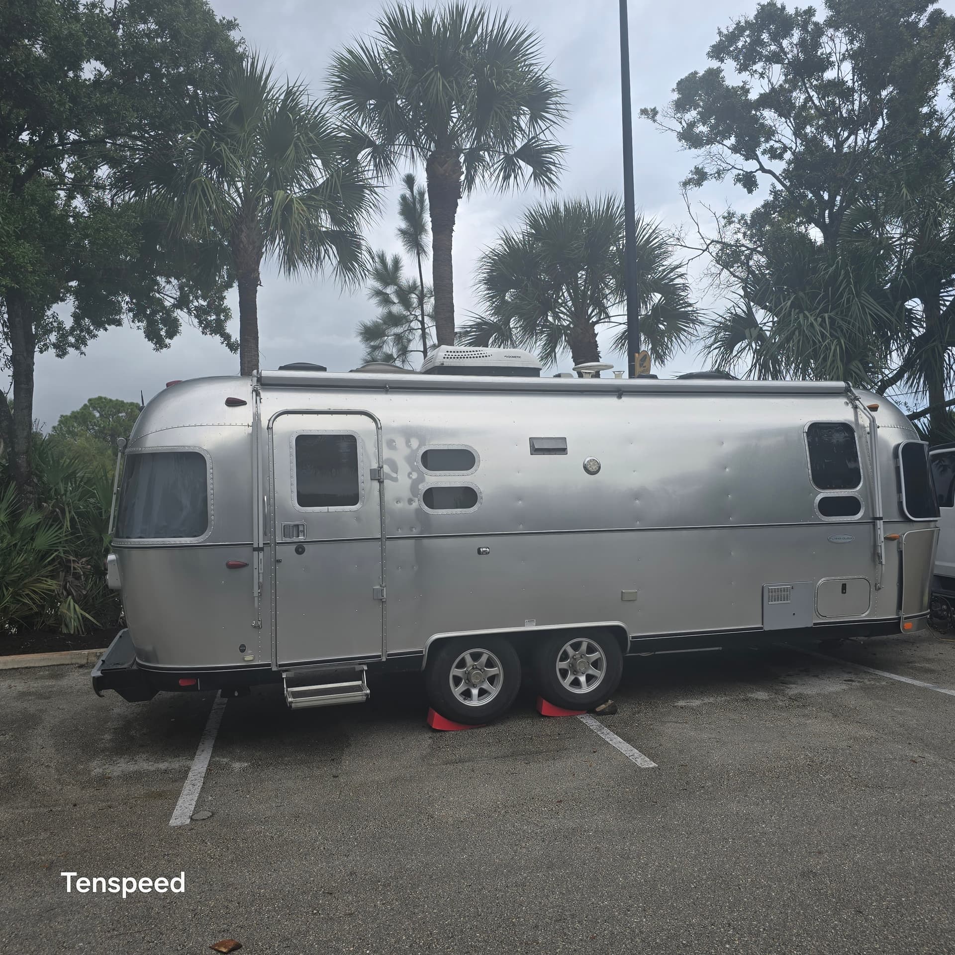 2018 25' Flyingcloud