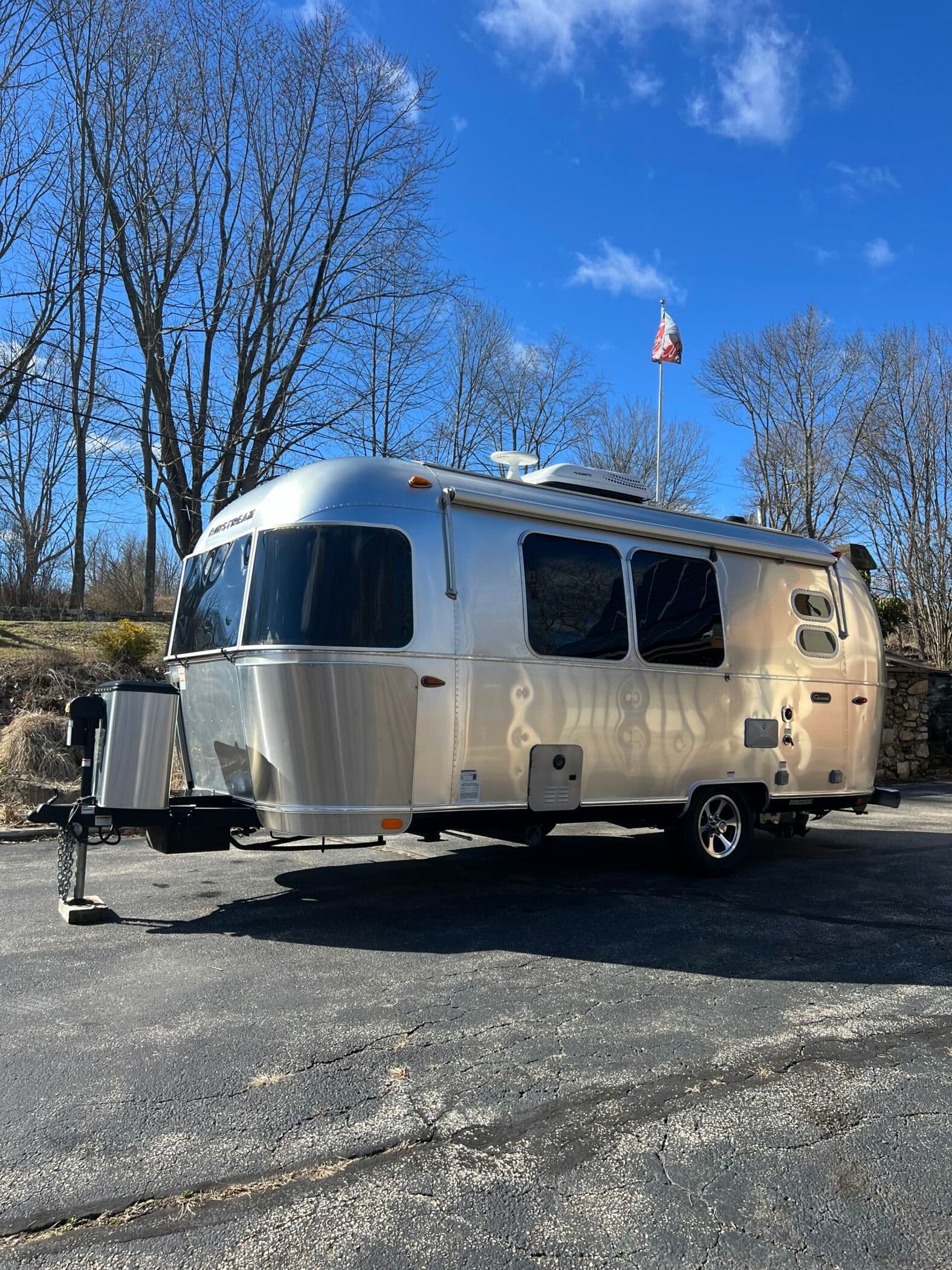 2021 Caravel 20FB Trailer in Spencer, MA